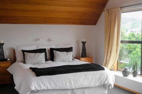 Photo of property in 12 Montrose Grove, Churton Park, Wellington, 6037