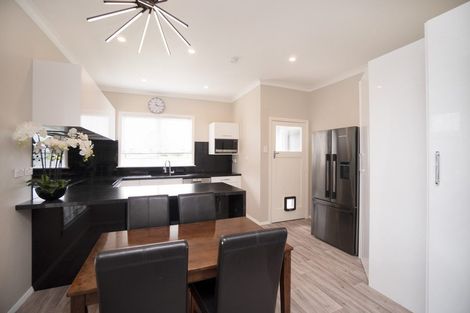 Photo of property in 111 Botanical Road, Takaro, Palmerston North, 4412