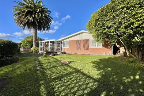 Photo of property in 2 Matuku Street, Heretaunga, Upper Hutt, 5018