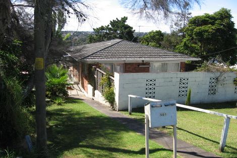 Photo of property in 2/581 East Coast Road, Browns Bay, Auckland, 0630