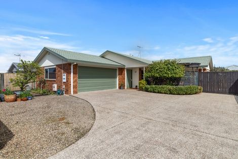 Photo of property in 15a Sandwich Road, St Andrews, Hamilton, 3200
