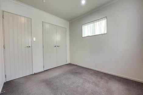 Photo of property in 16u6 Black Rock Road, Newlands, Wellington, 6037