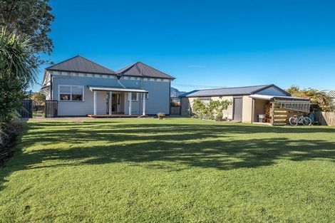 Photo of property in 52 Romilly Street, Westport, 7825