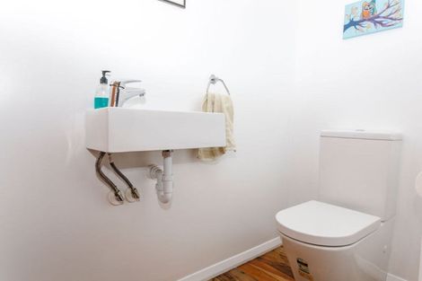 Photo of property in 3 King Street, Dannevirke, 4930