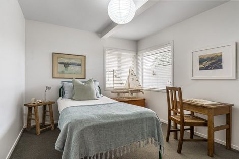 Photo of property in 104a Stanley Point Road, Stanley Point, Auckland, 0624