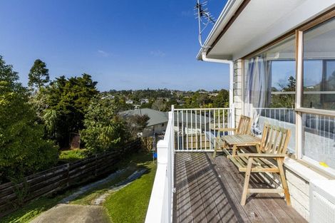 Photo of property in 2/92 Glamorgan Drive, Torbay, Auckland, 0630