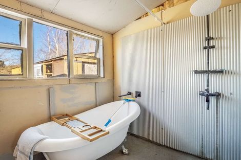 Photo of property in 19 Milne Street, Hunterville, 4730