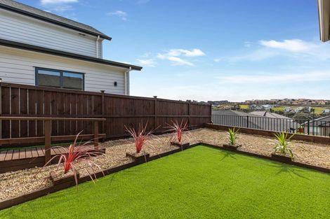 Photo of property in 16 Kiwa Crescent, Gulf Harbour, Whangaparaoa, 0930