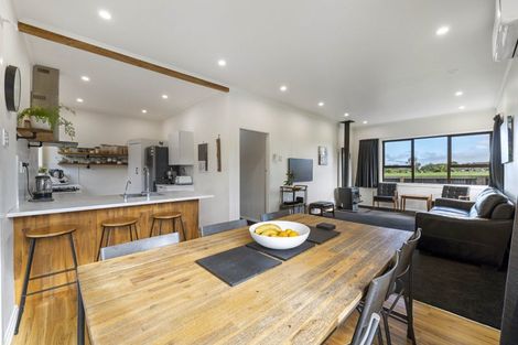 Photo of property in 1576 South Road, Manutahi, Patea, 4598