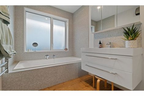 Photo of property in 92 Warden Street, Richmond, Christchurch, 8013