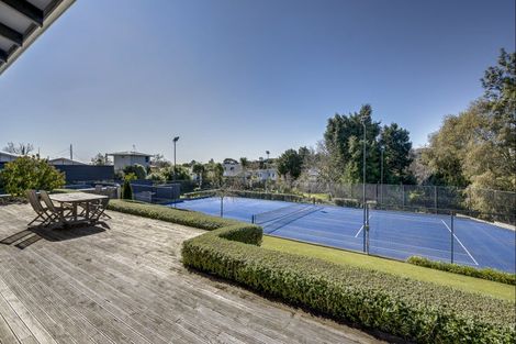 Photo of property in 50 Iona Road, Havelock North, 4130
