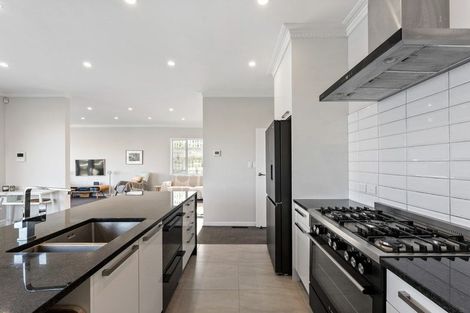 Photo of property in 89 Nevay Road, Miramar, Wellington, 6022