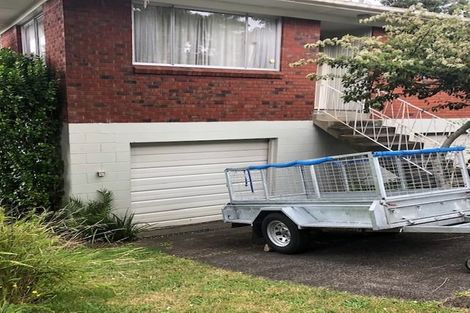 Photo of property in 18 Vienna Place, Birkenhead, Auckland, 0626
