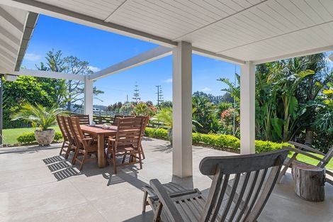Photo of property in 104 Vaughans Road, Long Bay, Albany, 0792