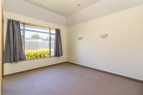 Photo of property in 12 Beckford Road, Saint Martins, Christchurch, 8022