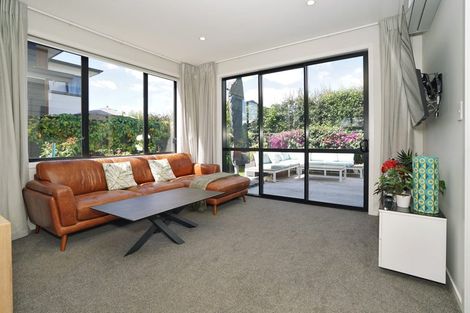 Photo of property in 60u2 Queenwood Avenue, Queenwood, Hamilton, 3210