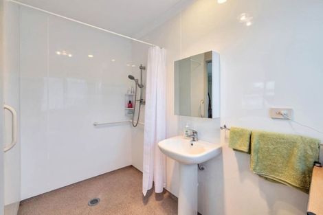 Photo of property in 81 Hillwell Drive, Henderson, Auckland, 0612