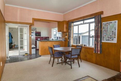 Photo of property in 5 Alexandra Street, Dannevirke, 4930