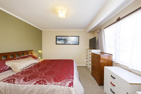 Photo of property in 52 Newton Place, Westbrook, Palmerston North, 4412