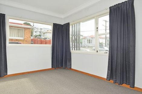 Photo of property in 76 Rintoul Street, Newtown, Wellington, 6021