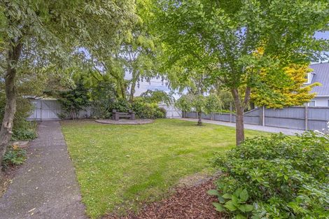 Photo of property in 43 Croziers Road, St Albans, Christchurch, 8052
