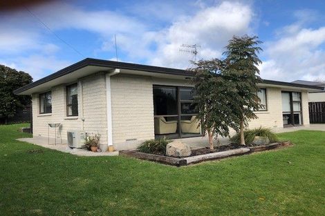 Photo of property in 246 Ngatai Road, Otumoetai, Tauranga, 3110