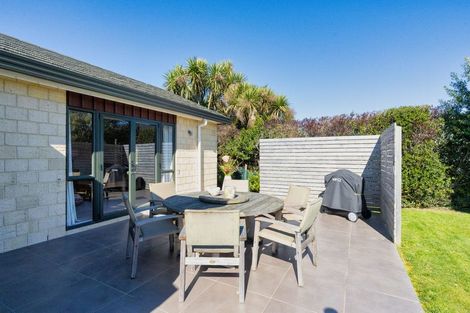 Photo of property in 6 Burnfield Way, Levin, 5510