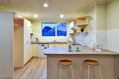 Photo of property in 29 Takatu Place, Takanini, 2112