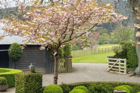 Photo of property in 132 South Manakau Road, Manakau, Otaki, 5583