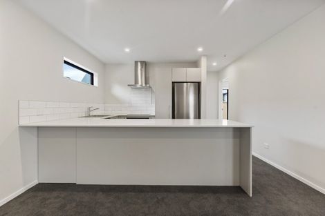 Photo of property in 41 Kingdale Road, Henderson, Auckland, 0610
