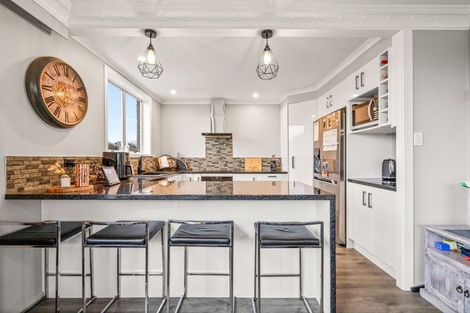 Photo of property in 98 Salford Street, Windsor, Invercargill, 9810