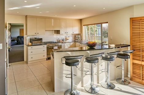 Photo of property in 23 Lanyon Place, Whitby, Porirua, 5024