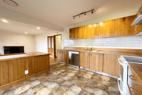 Photo of property in 46 Pleasant Road, Glen Eden, Auckland, 0602