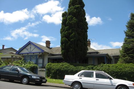 Photo of property in 11 Landscape Road, Pukekohe, 2120