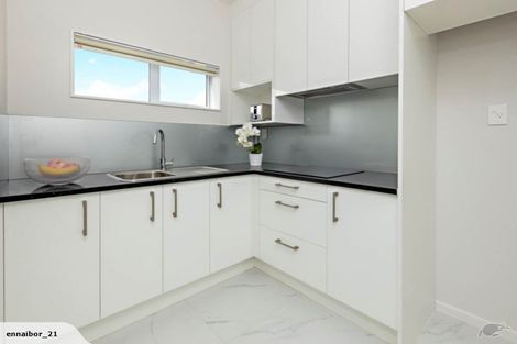 Photo of property in 6 Matahae Drive, Flat Bush, Auckland, 2019