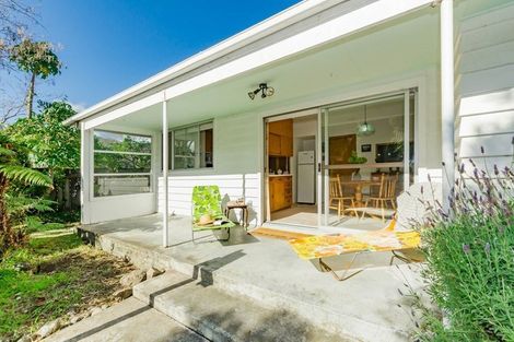 Photo of property in 21 Kohekohe Road, Waikanae, 5036