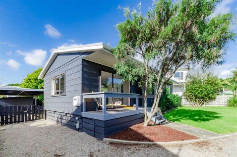 Photo of property in 3a Campion Road, Waikanae Beach, Waikanae, 5036