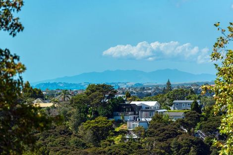 Photo of property in 6 Glade Place, Birkenhead, Auckland, 0626