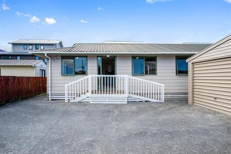 Photo of property in 11a Keeling Road, Henderson, Auckland, 0612