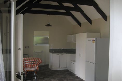 Photo of property in 166 Main Road, Redcliffs, Christchurch, 8081