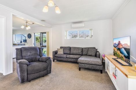 Photo of property in 5b Cascade Place, Chartwell, Hamilton, 3210