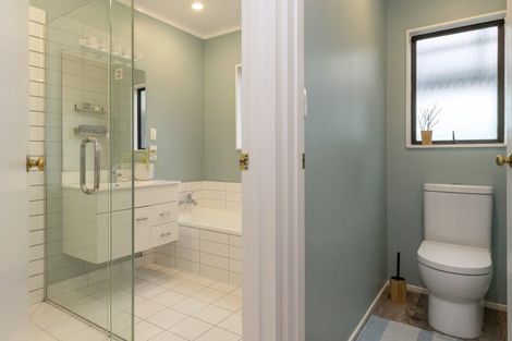 Photo of property in 51 Kahurangi Drive, Rangatira Park, Taupo, 3330