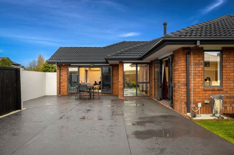 Photo of property in 16 Anglem Way, Northwood, Christchurch, 8051