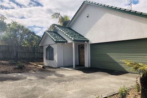Photo of property in 34 Milan Drive, Glen Eden, Auckland, 0602