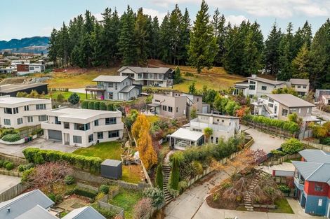 Photo of property in 31a Kings Drive, Wanaka, 9305