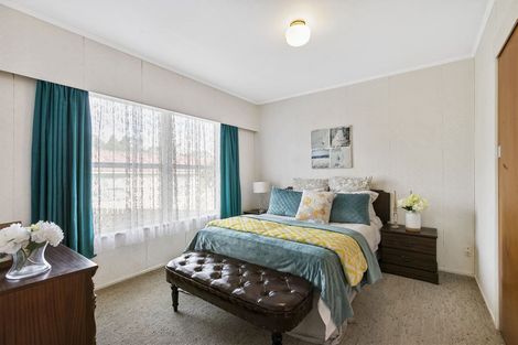 Photo of property in 1/14 Lynn Road, Bayview, Auckland, 0629