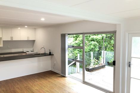Photo of property in 536 Beach Road, Murrays Bay, Auckland, 0630