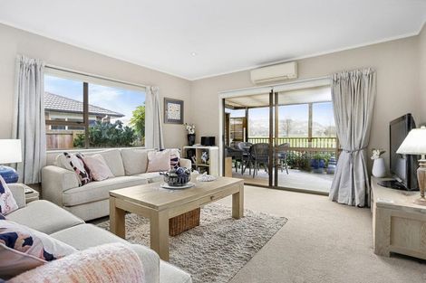 Photo of property in 2/93 Florence Avenue, Orewa, 0931