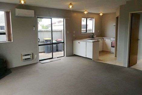Photo of property in 4 Oriana Crescent, Hornby, Christchurch, 8042