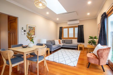 Photo of property in 74 Endeavour Street, Lyall Bay, Wellington, 6022